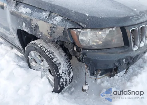 2015 Jeep Compass High Altitude Edition z USA, uszkodzony, nr VIN 1C4NJDEB0FD312731